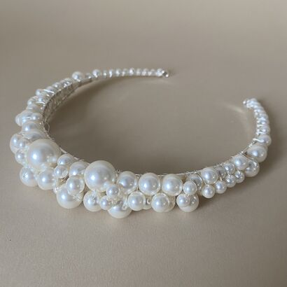 Multi Size Pearls on Band
