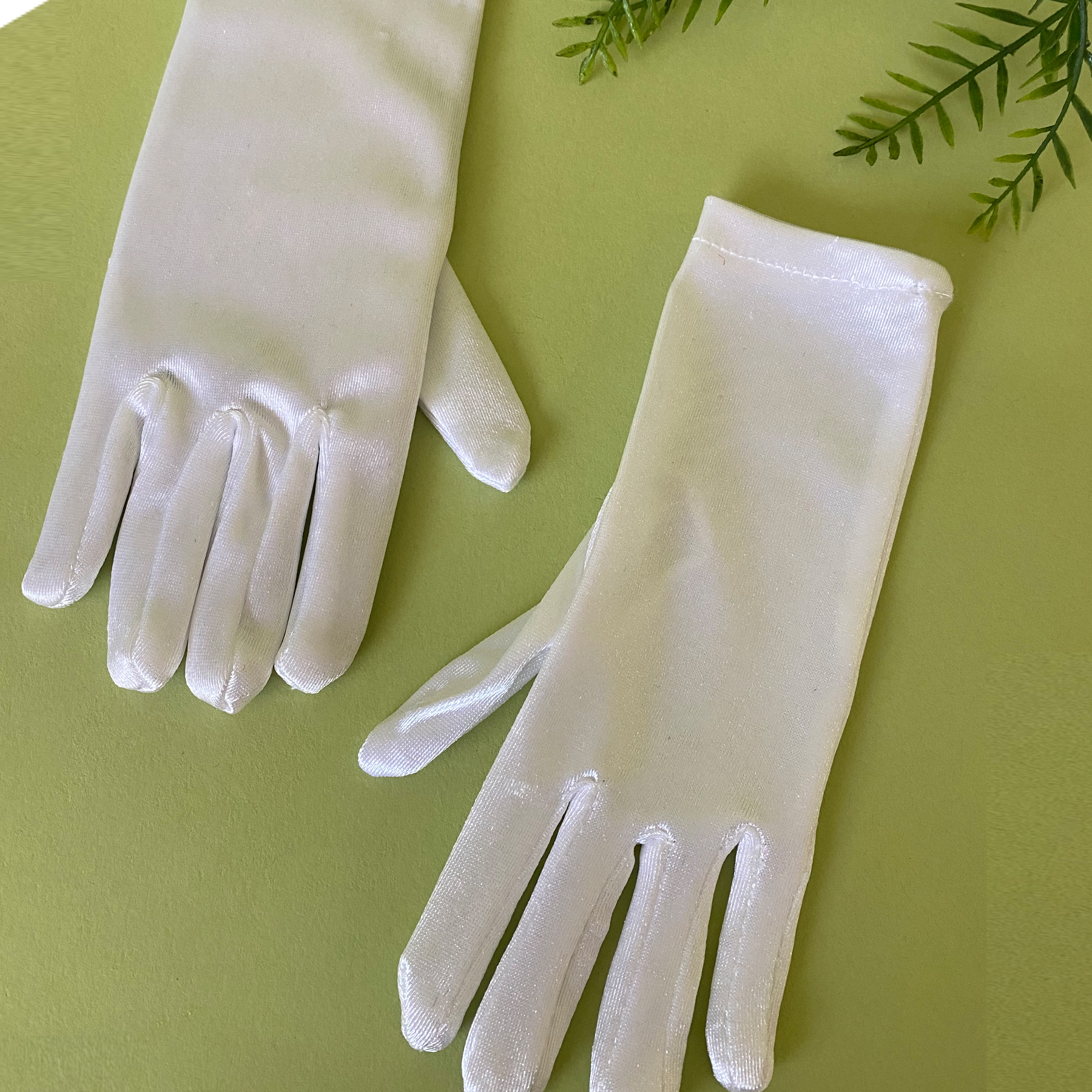 satin wrist gloves